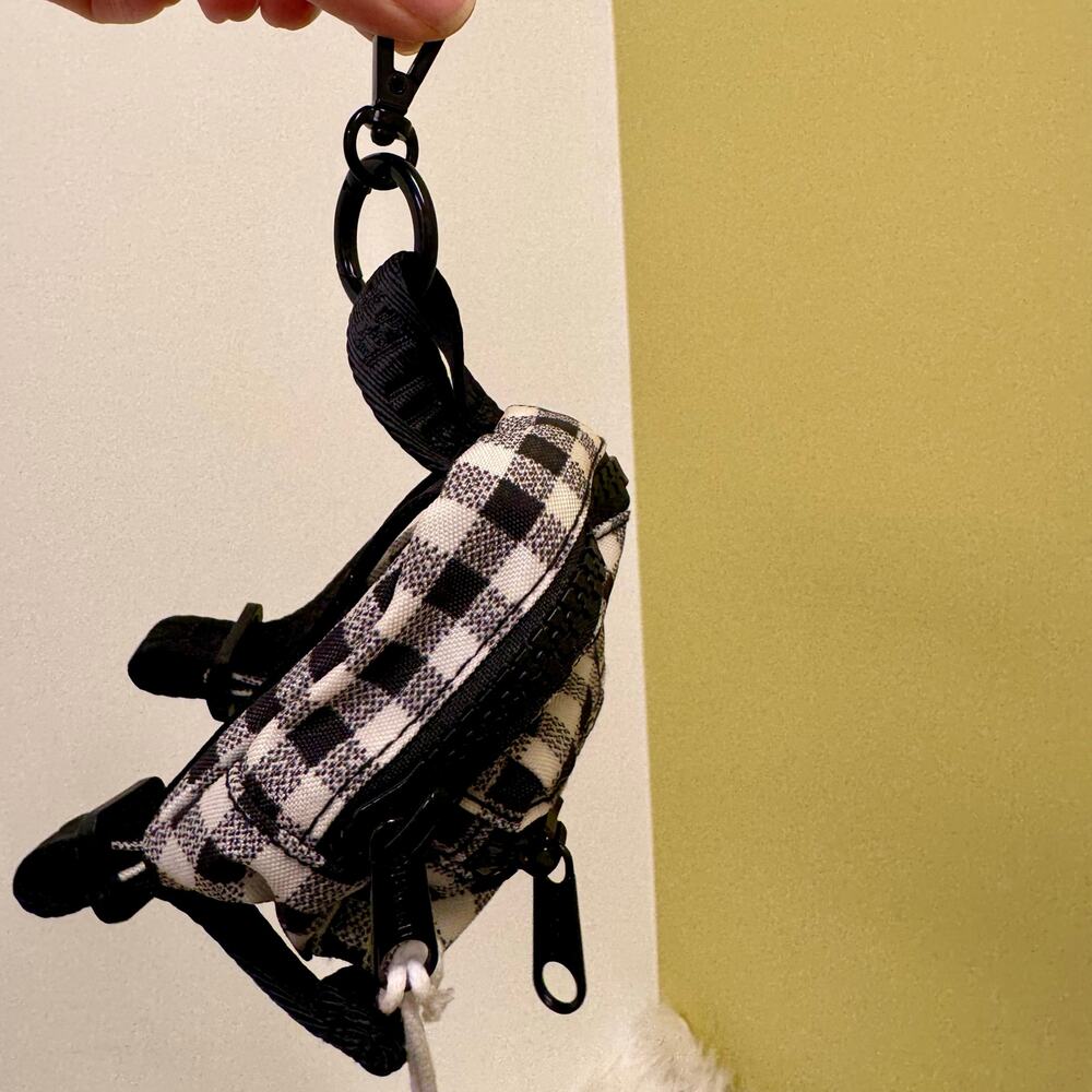 BAGGU Mini Backpack Bag Charm Gingham Black White Purse Clip NEW - Picture 4 of 5